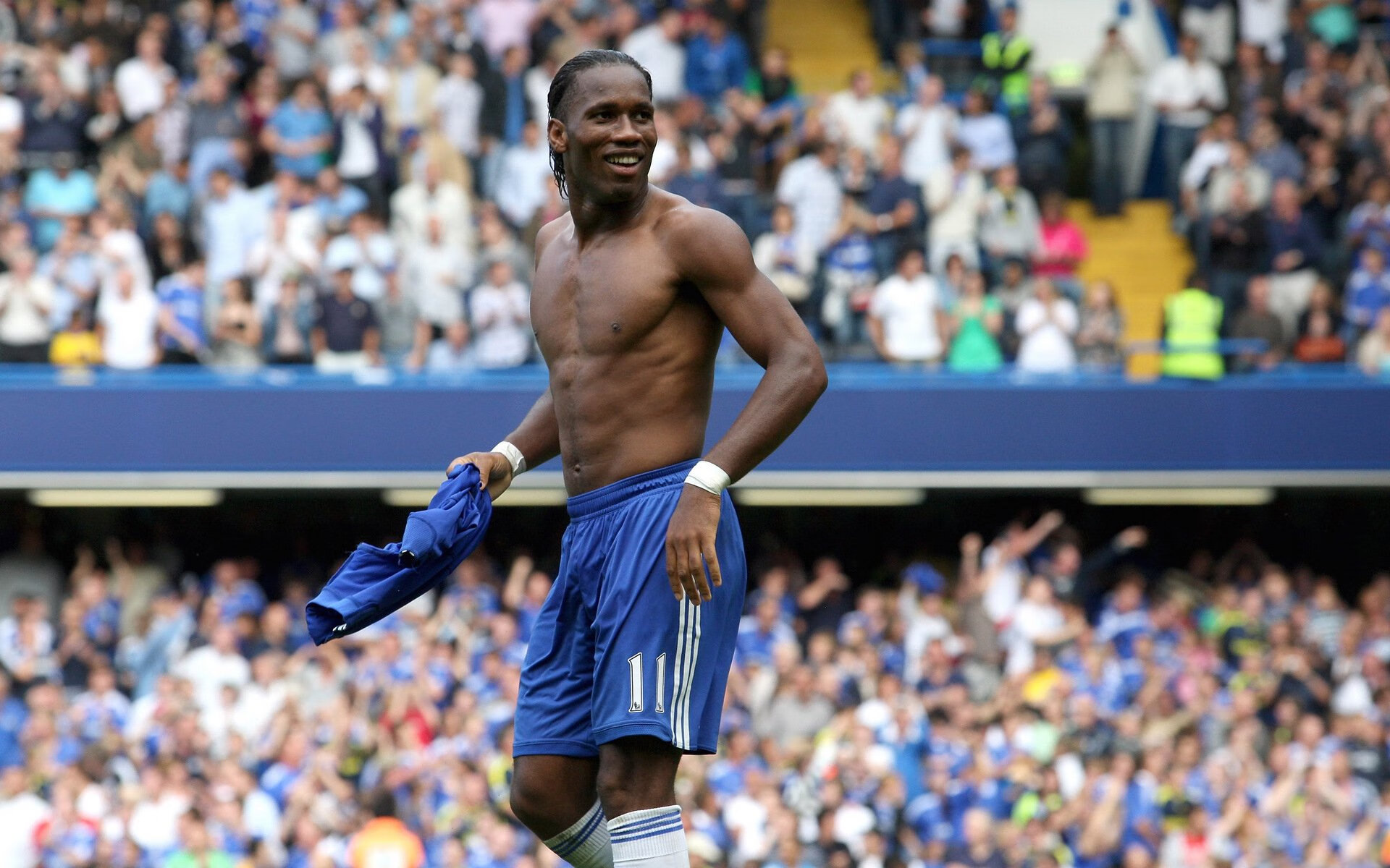 格列兹曼展现巨星价值,秘鲁淘汰赛过关曼联,现代足球的战术与意志之争